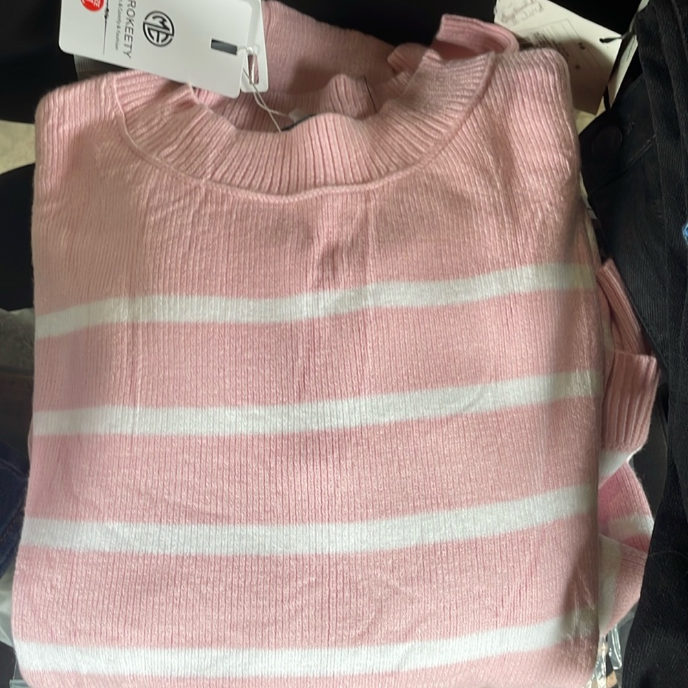 Women’s Sweater Size XL